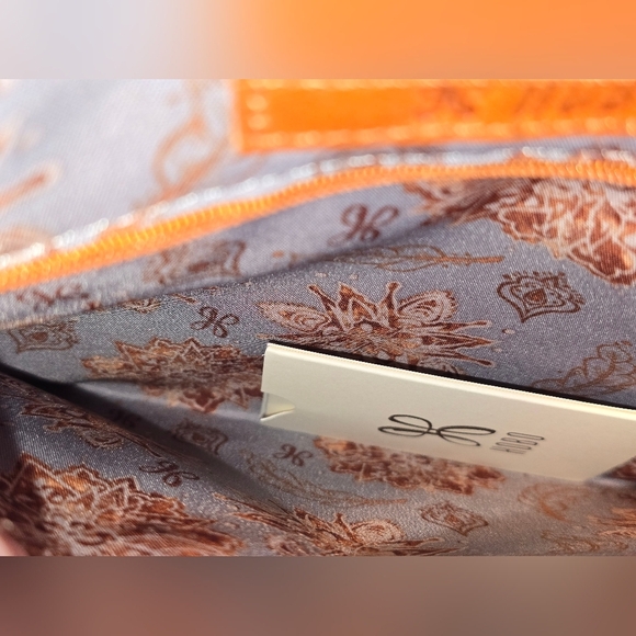 Hobo Kharma Vintage Hide Leather Bag – Burnished Rose Patchwork - Picture 9 of 10